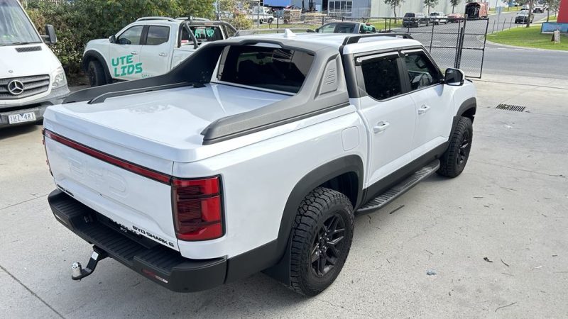 BYD SHARK 6 ELECTRIC HARD LID 2025 + - Image 3